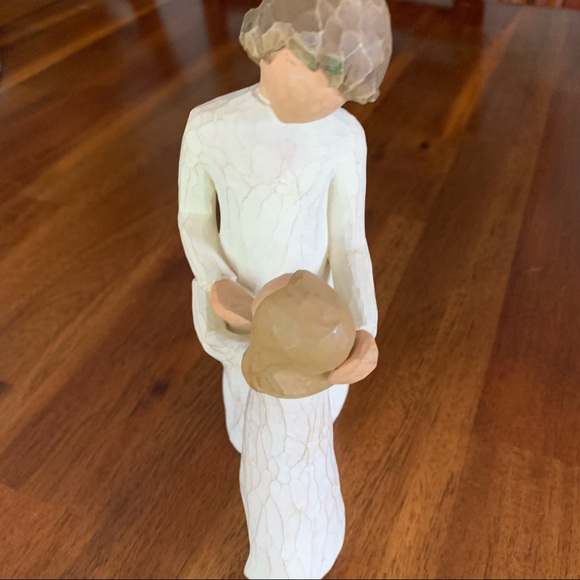 Willow Tree Figurine - Picture 2 of 4